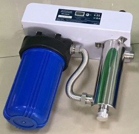 Water purification installation at home, to clean water